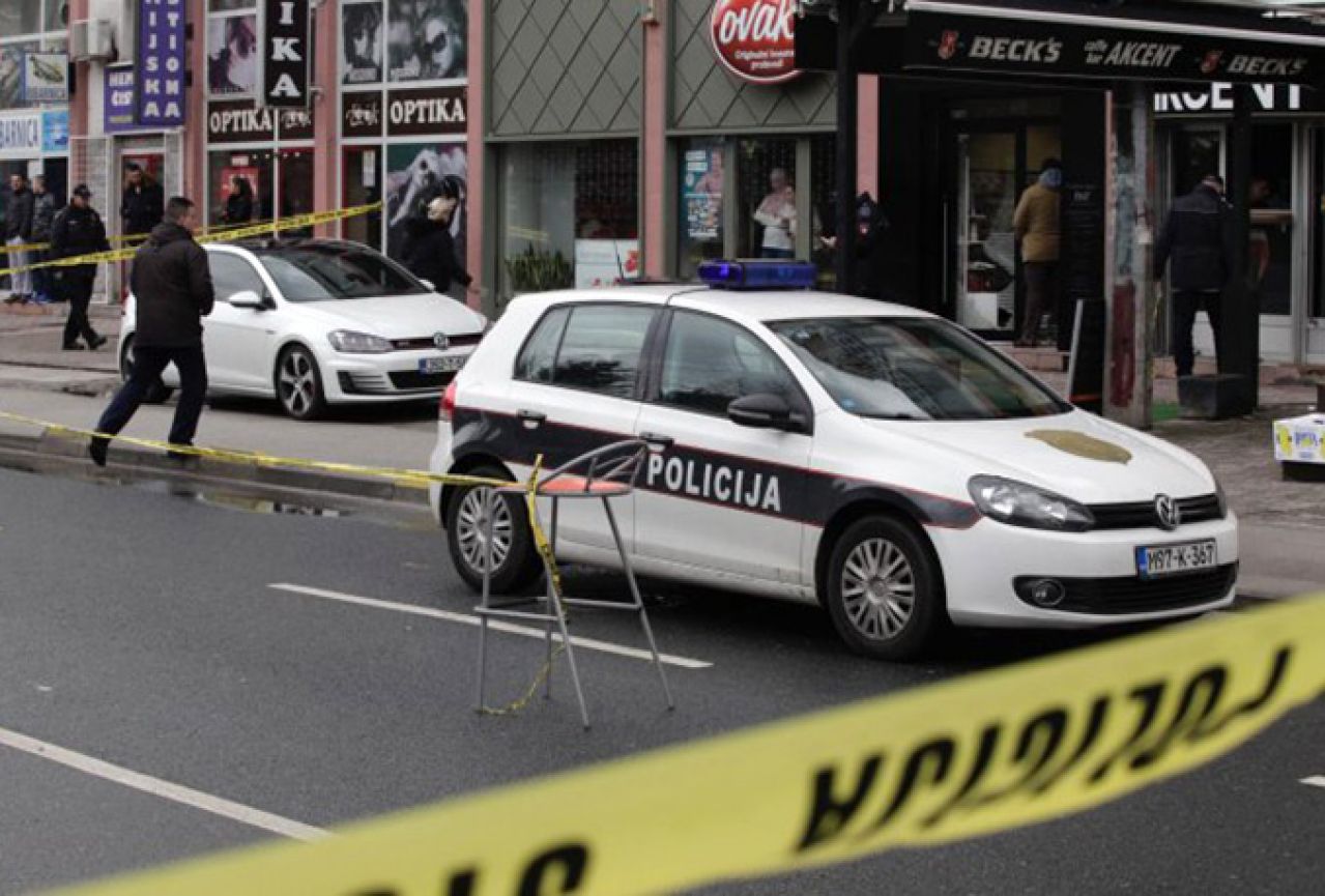 Sarajevo: Žena iz pištolja ranila muža nasred ulice