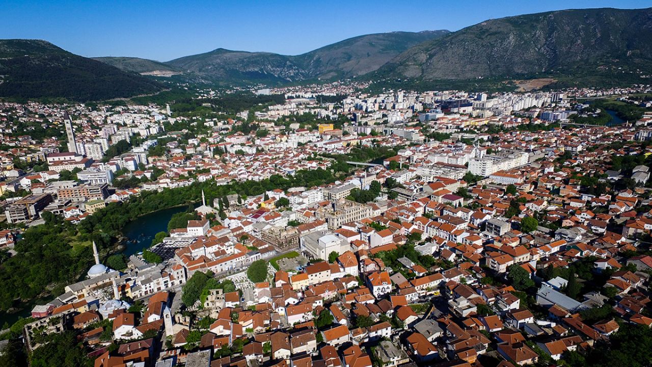 Zakon na čekanju: Mostarci ne žele upravitelje zgrada