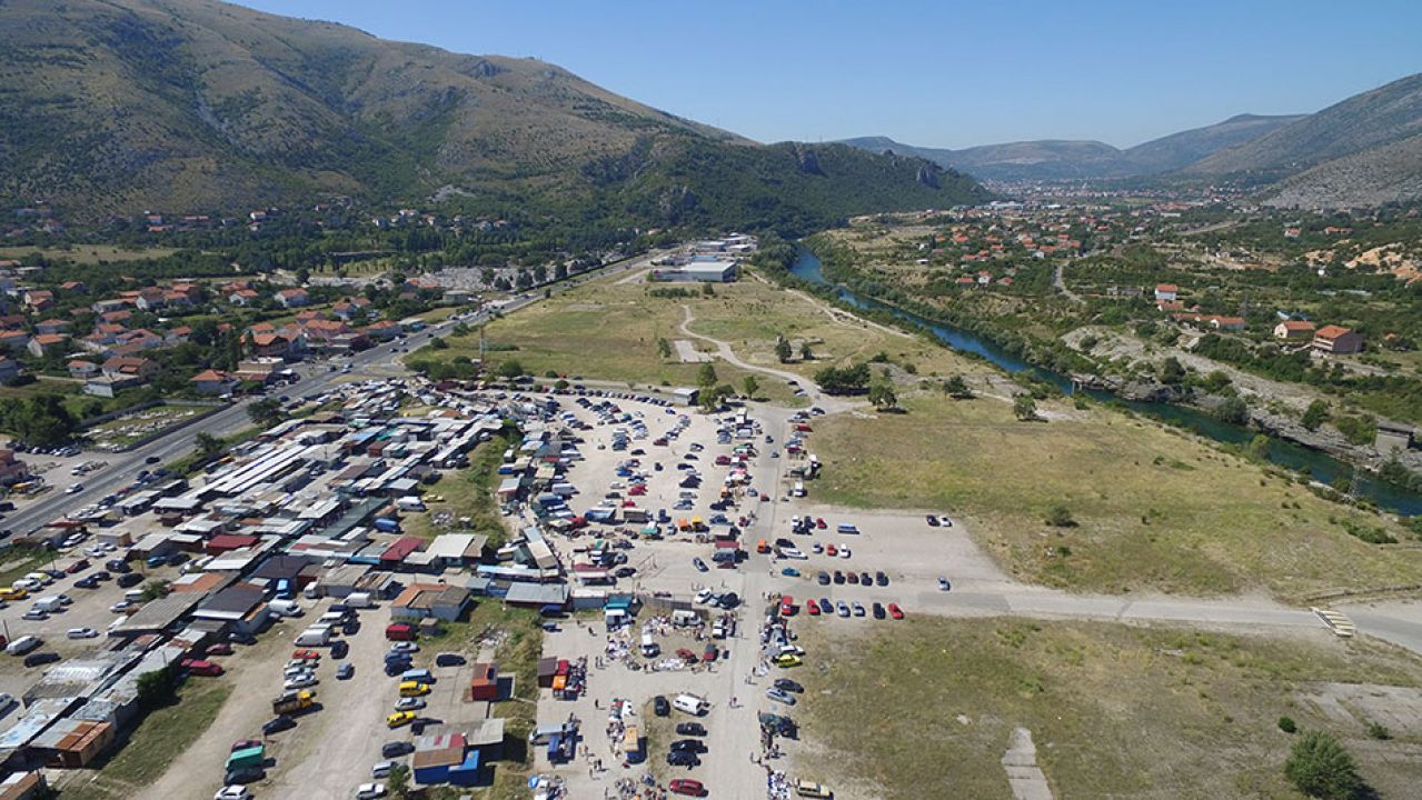 Tržnice i prodavače na njima uvesti u zakonske okvire