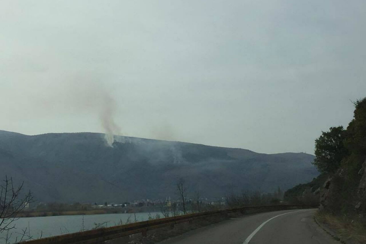 Mostar: Požar iznad Vrapčića pod kontrolom