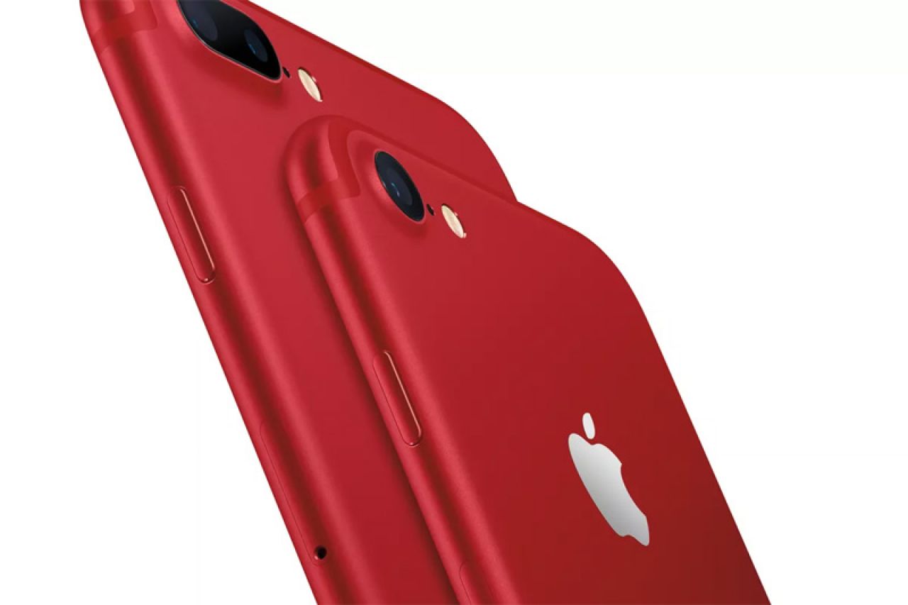 Apple predstavio novi iPad i crveni iPhone