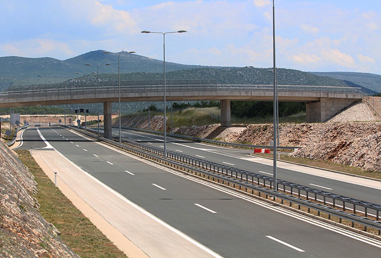 Republika Srpska se dodatno zadužuje za izgradnju autocesta