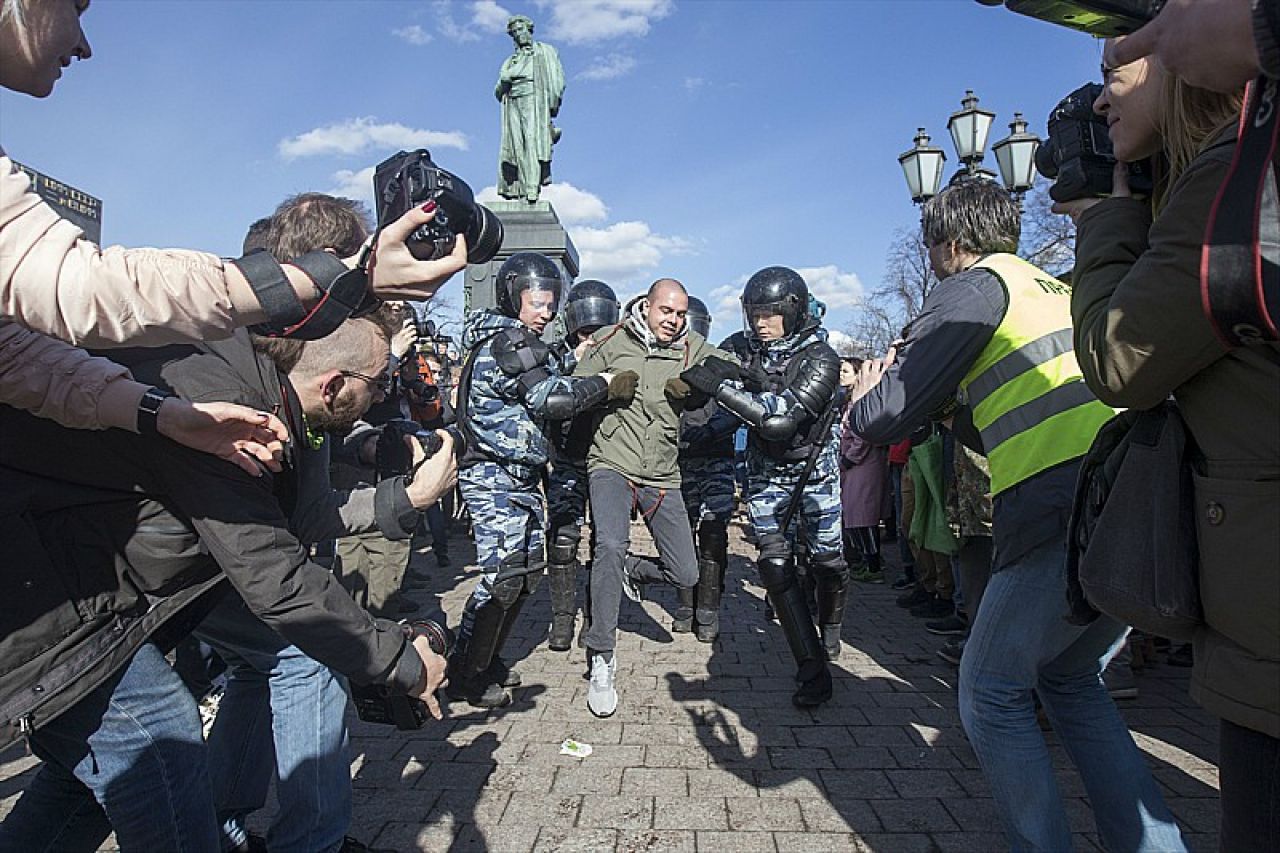 Prosvjedi u Moskvi, privedeno najmanje 100 demonstranata