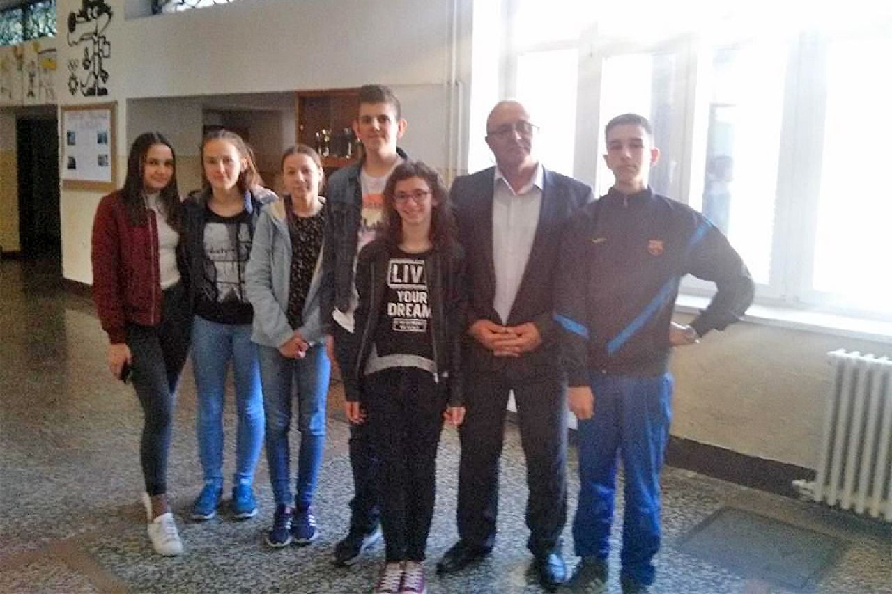 Duvanjski matematičari najuspješniji na županijskom natjecanju u Livnu