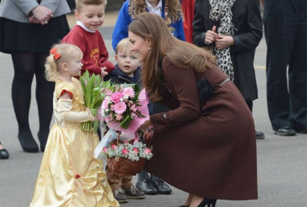 Kate Middleton će roditi djevojčicu