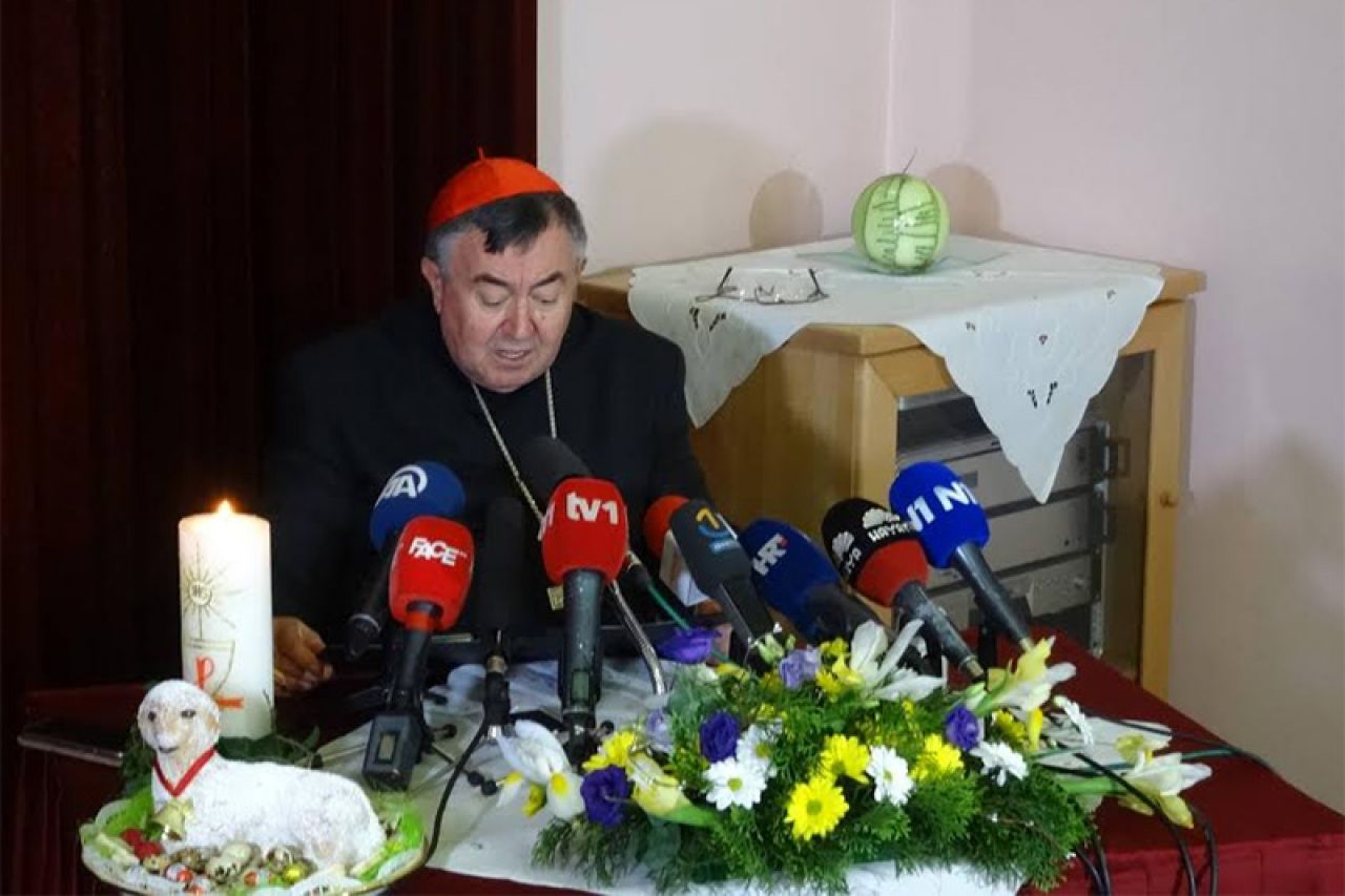 Kardinal Puljić: Dajmo da duh uskrsnog praštanja zaživi u našoj sredini