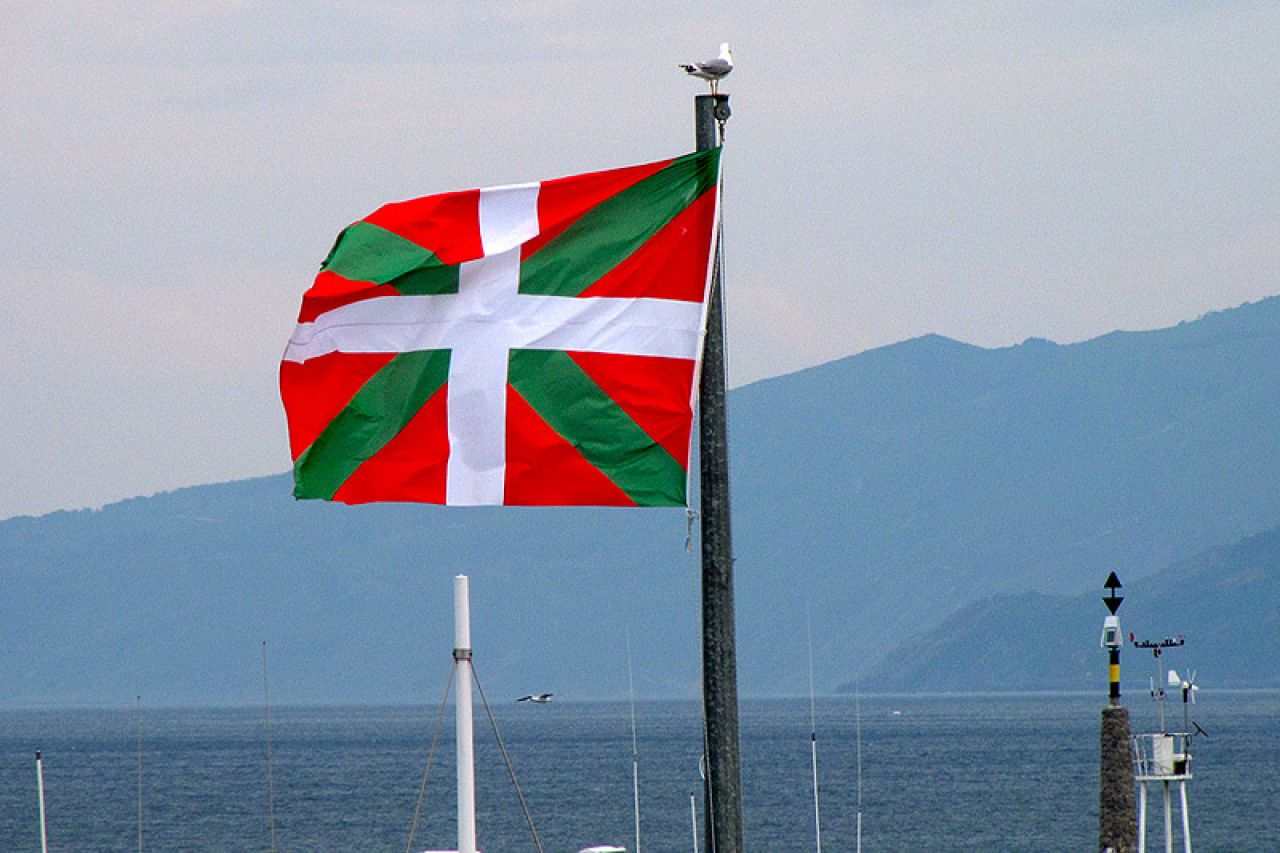 Predajom oružja počeo novi put prema neovisnosti Baskije