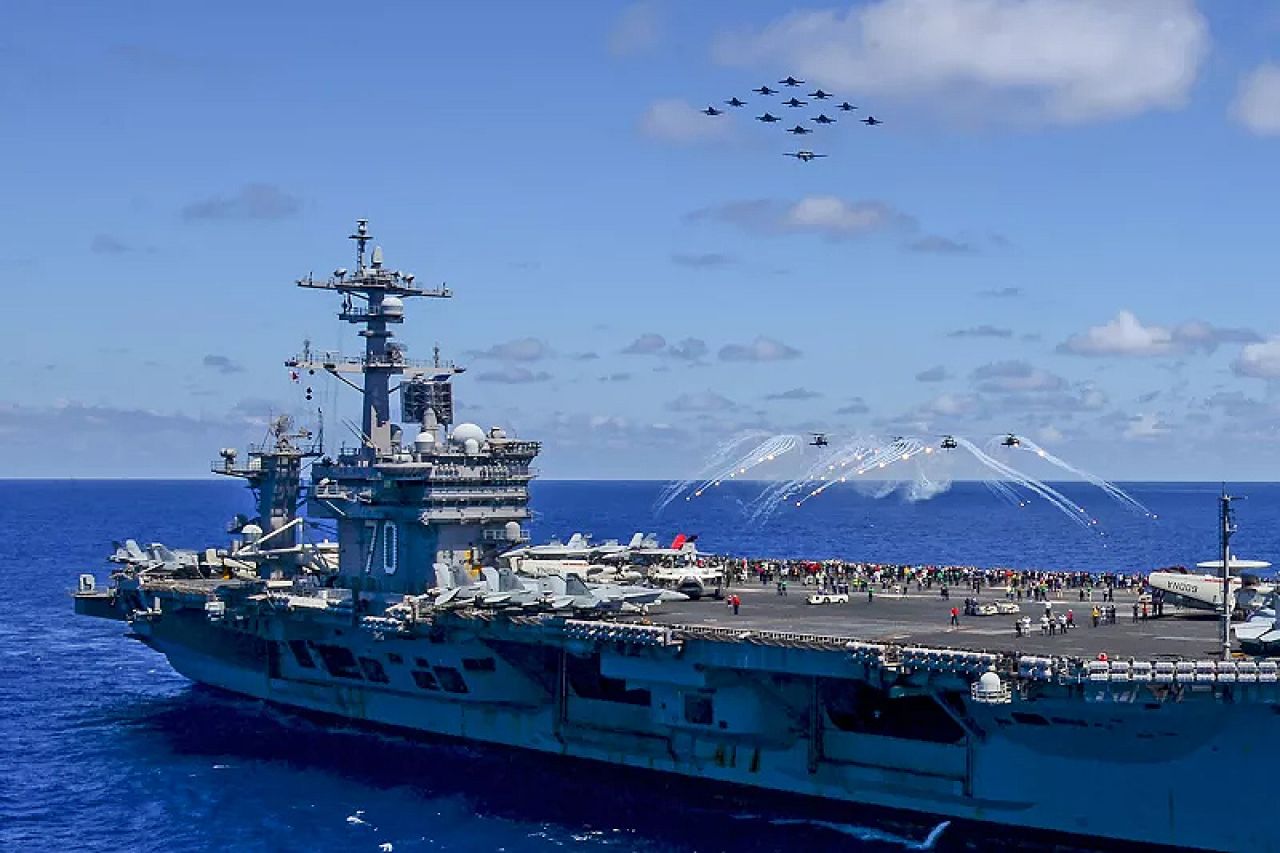 VIDEO | Kineski i ruski brodovi prate Trumpovu armadu