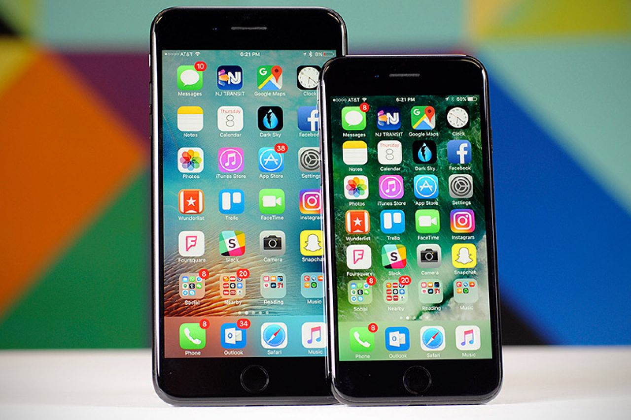 Sva tri nova modela iPhonea imat će mogućnost bežičnog punjenja?