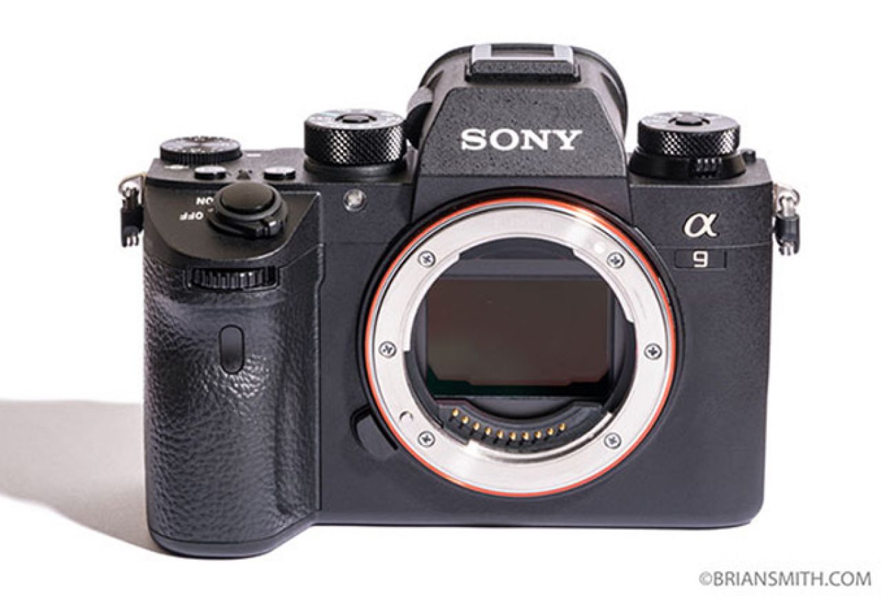Sony predstavio novi fotoaparat ?9
