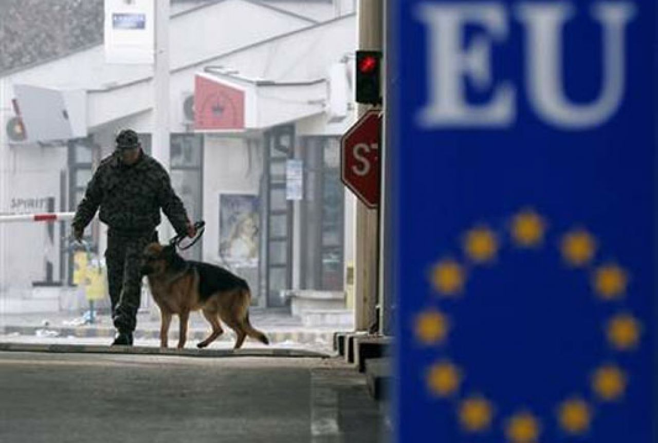 Manje gužve na granicama - Plenković, Cerar i Juncker postigli dogovor