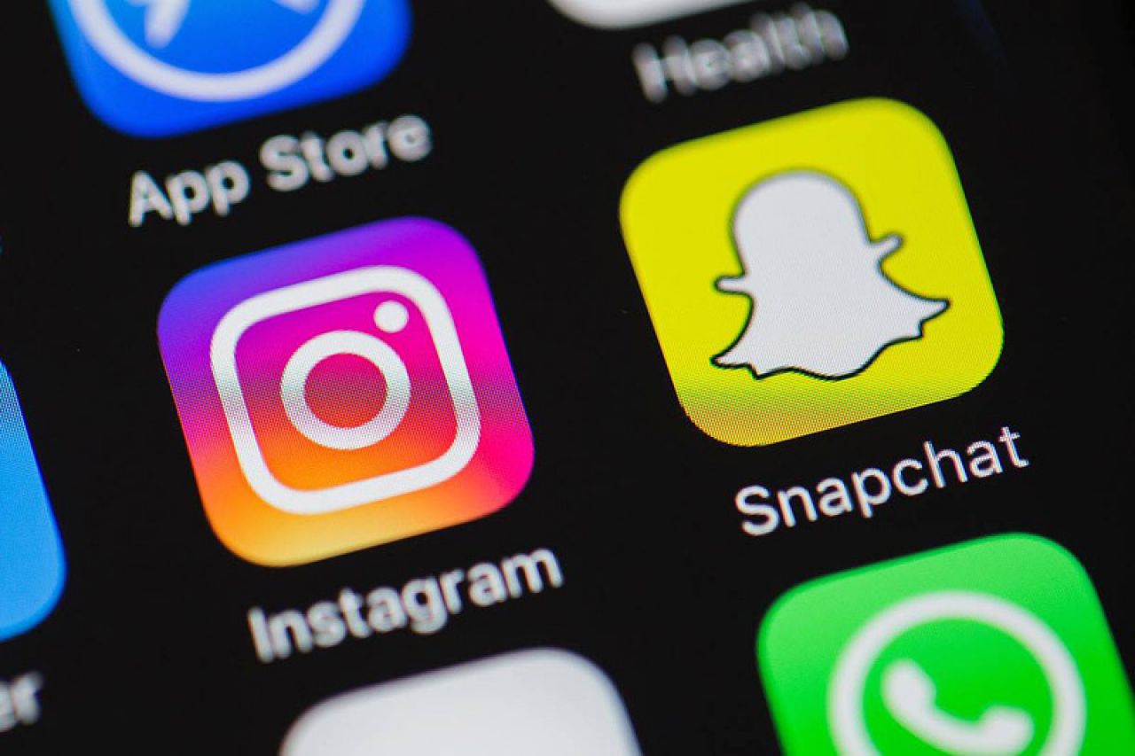Gubi li Snapchat rat protiv Instagrama?