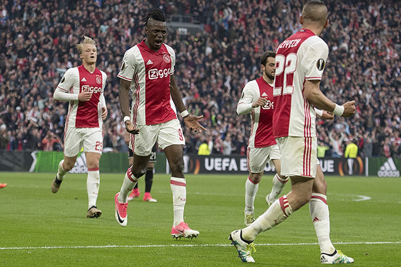 Ajax razbio Lyon