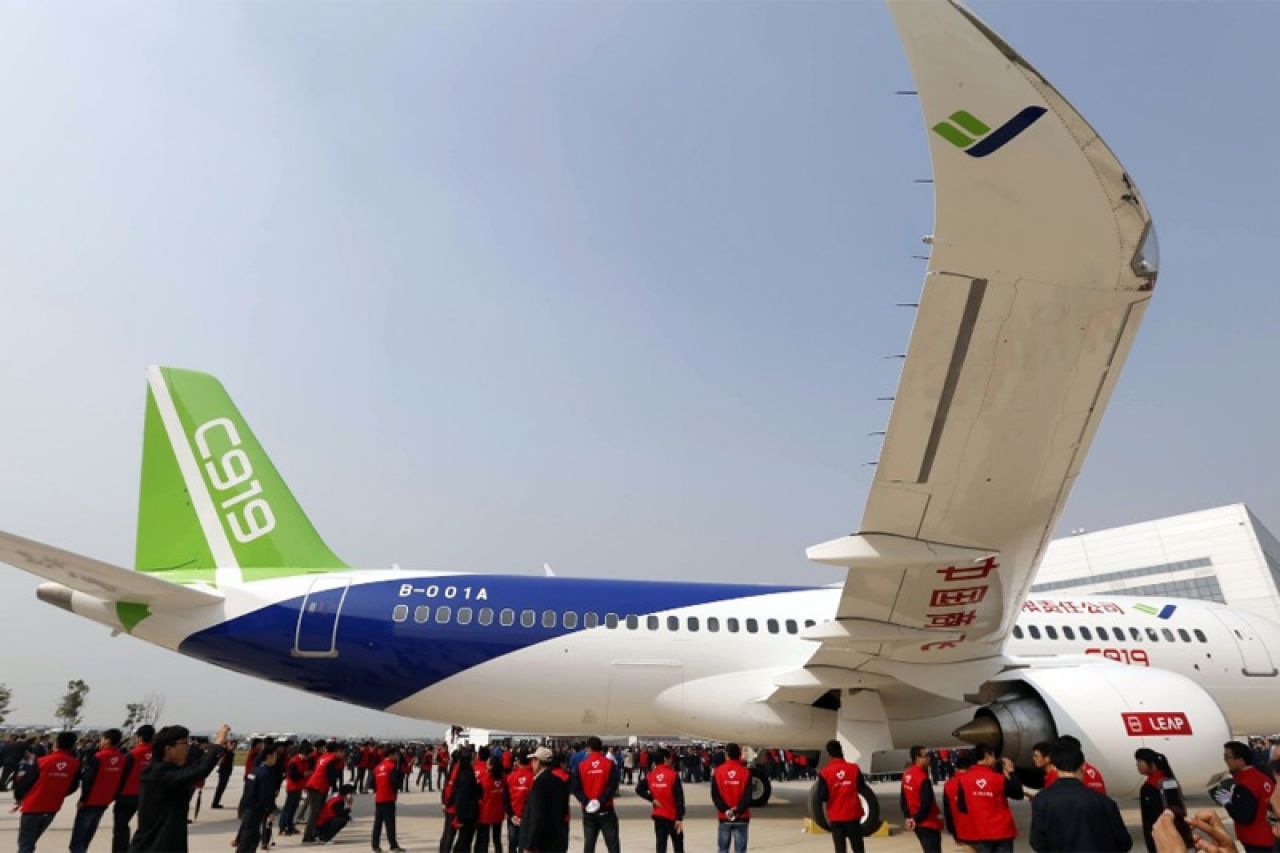 Poletio prvi kineski putnički zrakoplov - konkurencija Airbusu i Boeingu