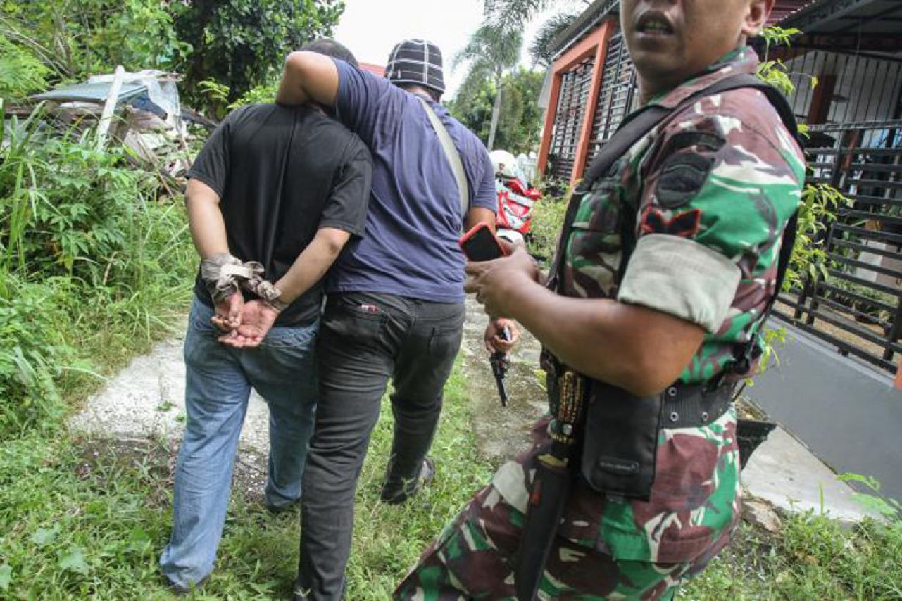 Oko 200 zatvorenika pobjeglo iz zatvora u Indoneziji