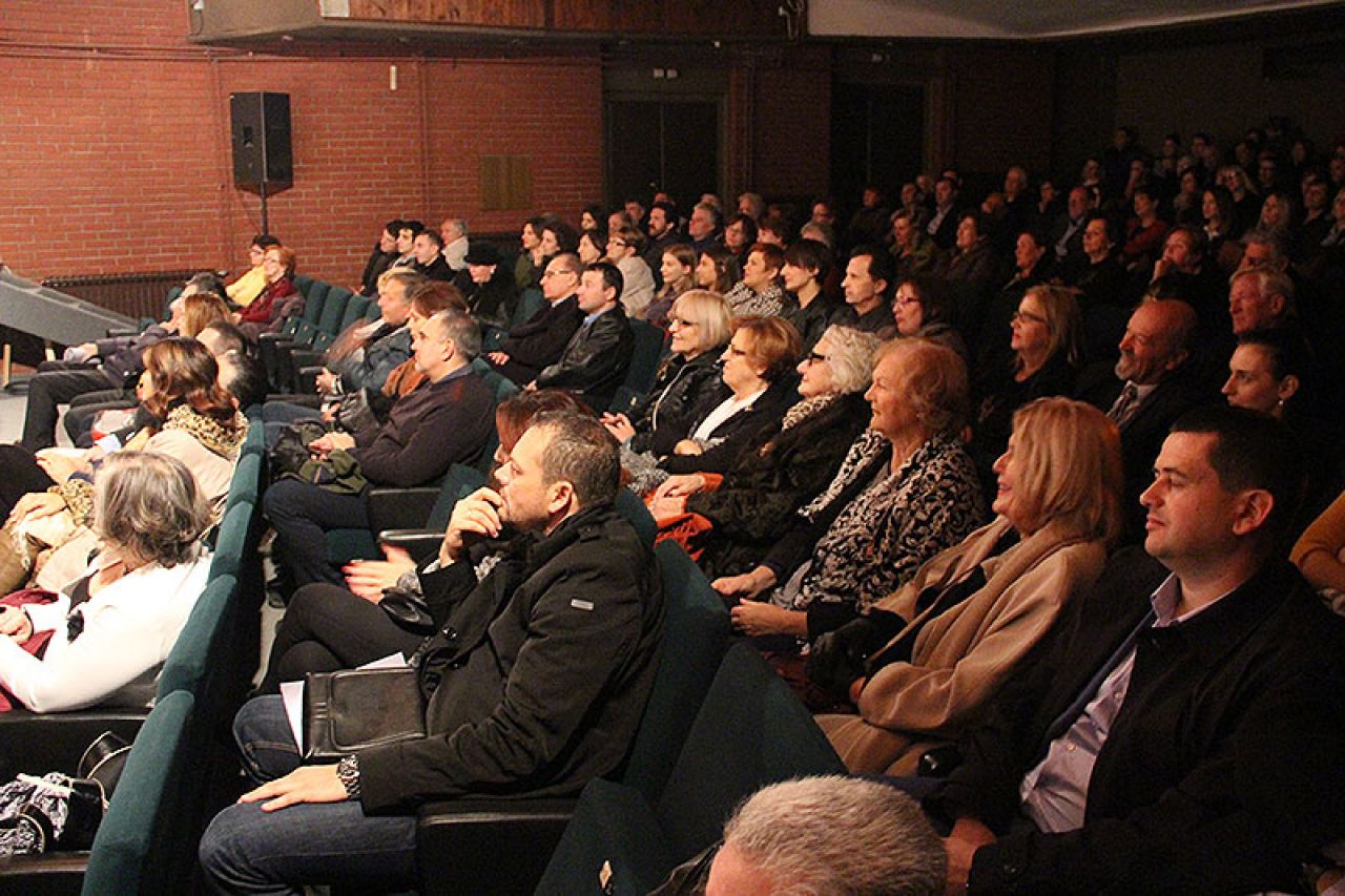 Mostar: Hadžibajramović u petak izvodi predstavu ''Čelična Lady''