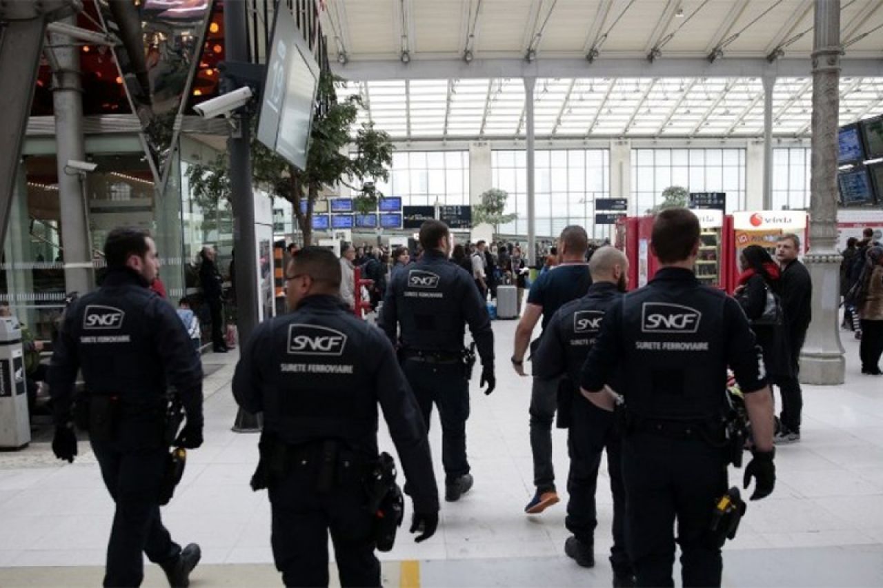  U Parizu zbog sigurnosnih mjera evakuiran željeznički kolodvor