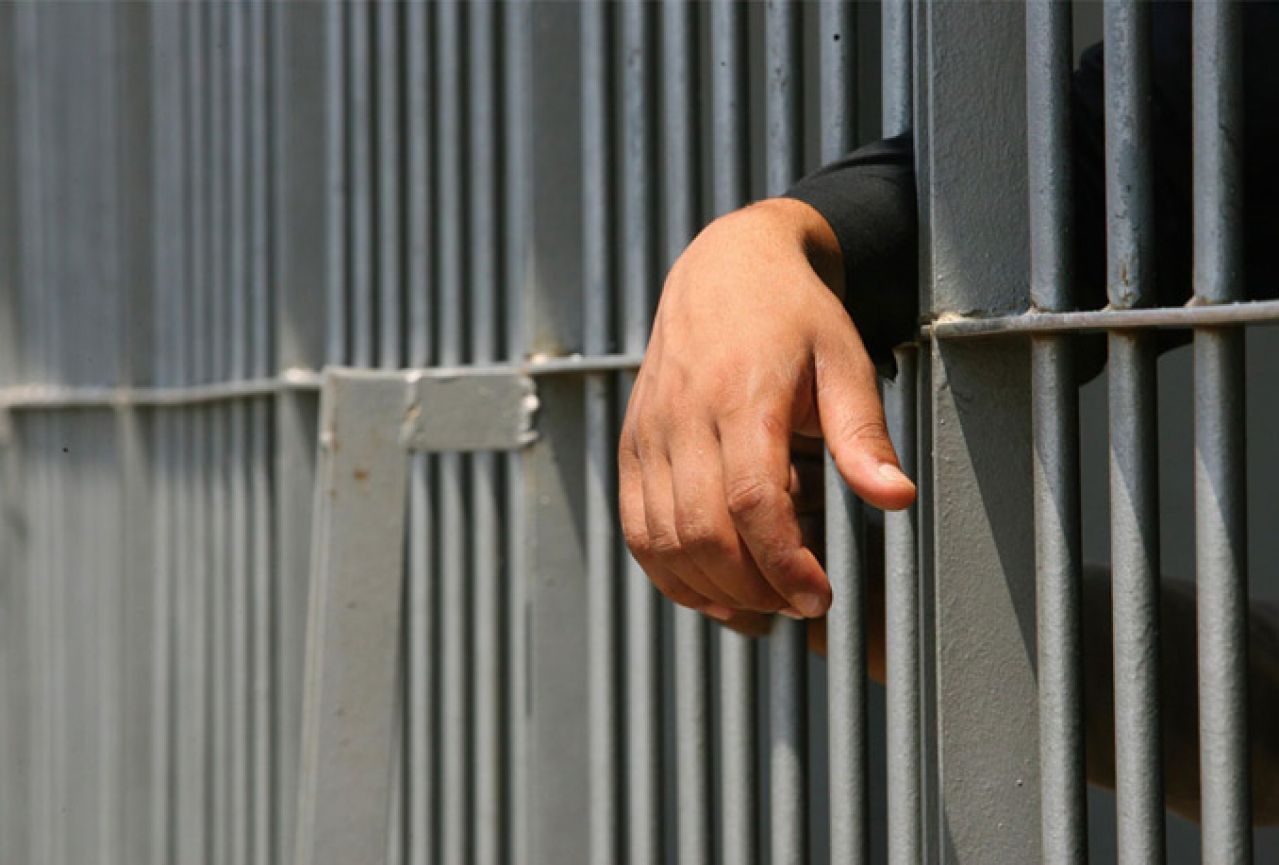 Trebinje: Policajac teško ozlijeđen u napadu u zatvoru