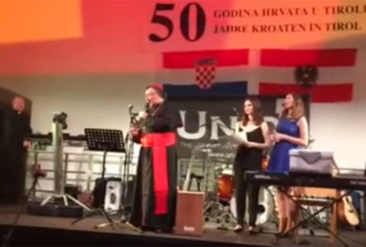 VIDEO | Kardinal Puljić opet zapjevao