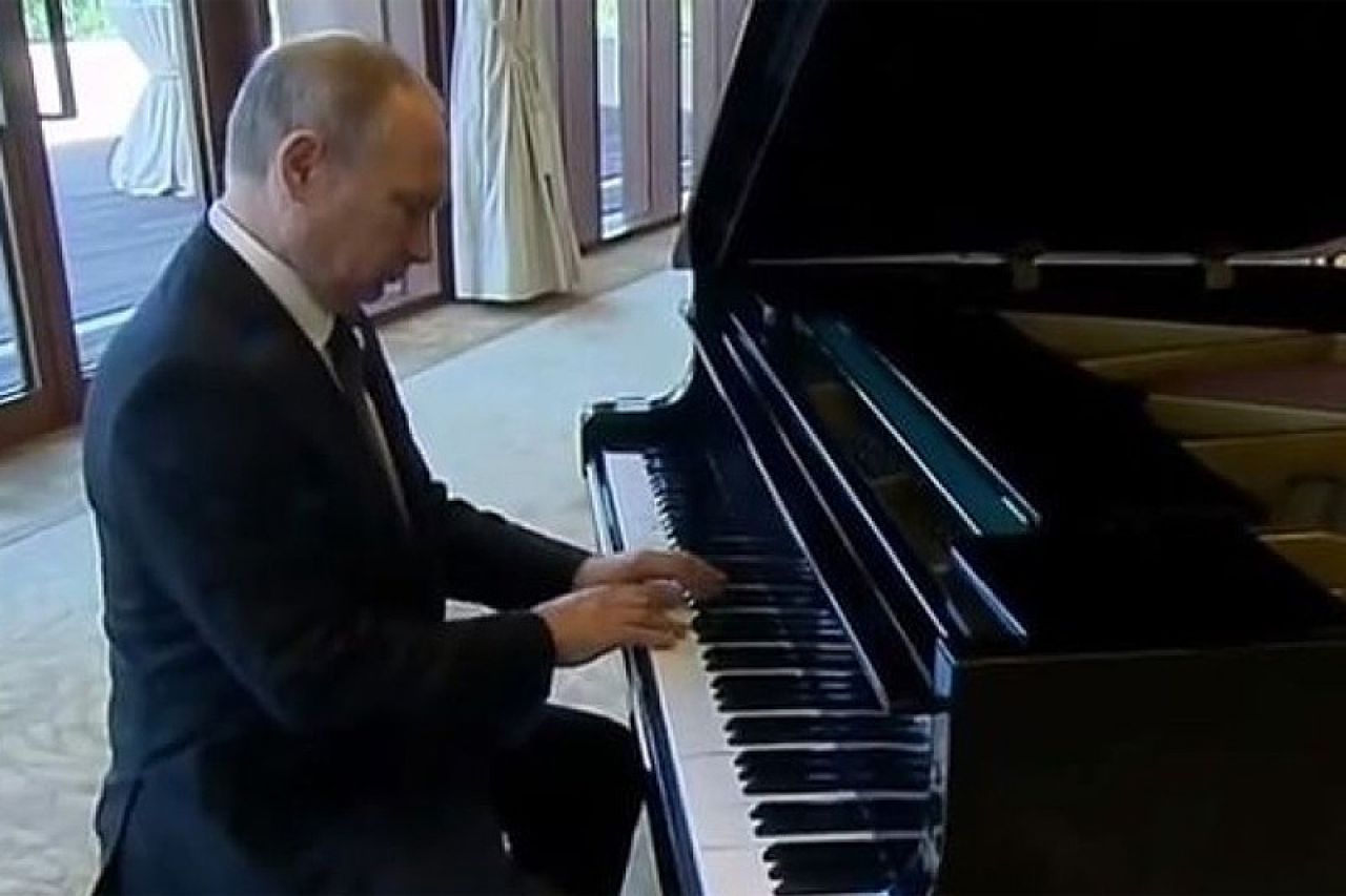 VIDEO | Putin pokazao svoju nježniju stranu