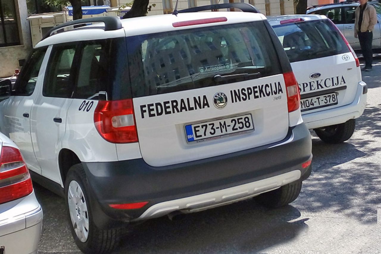 Inspektori u ŽZH zatekli 105 osoba u radu ''na crno''