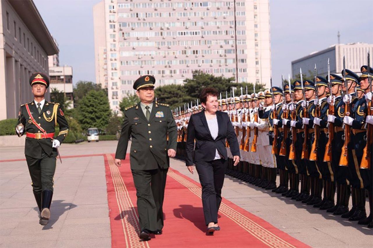 Kina vojsci BiH daruje specijalizirane strojeve