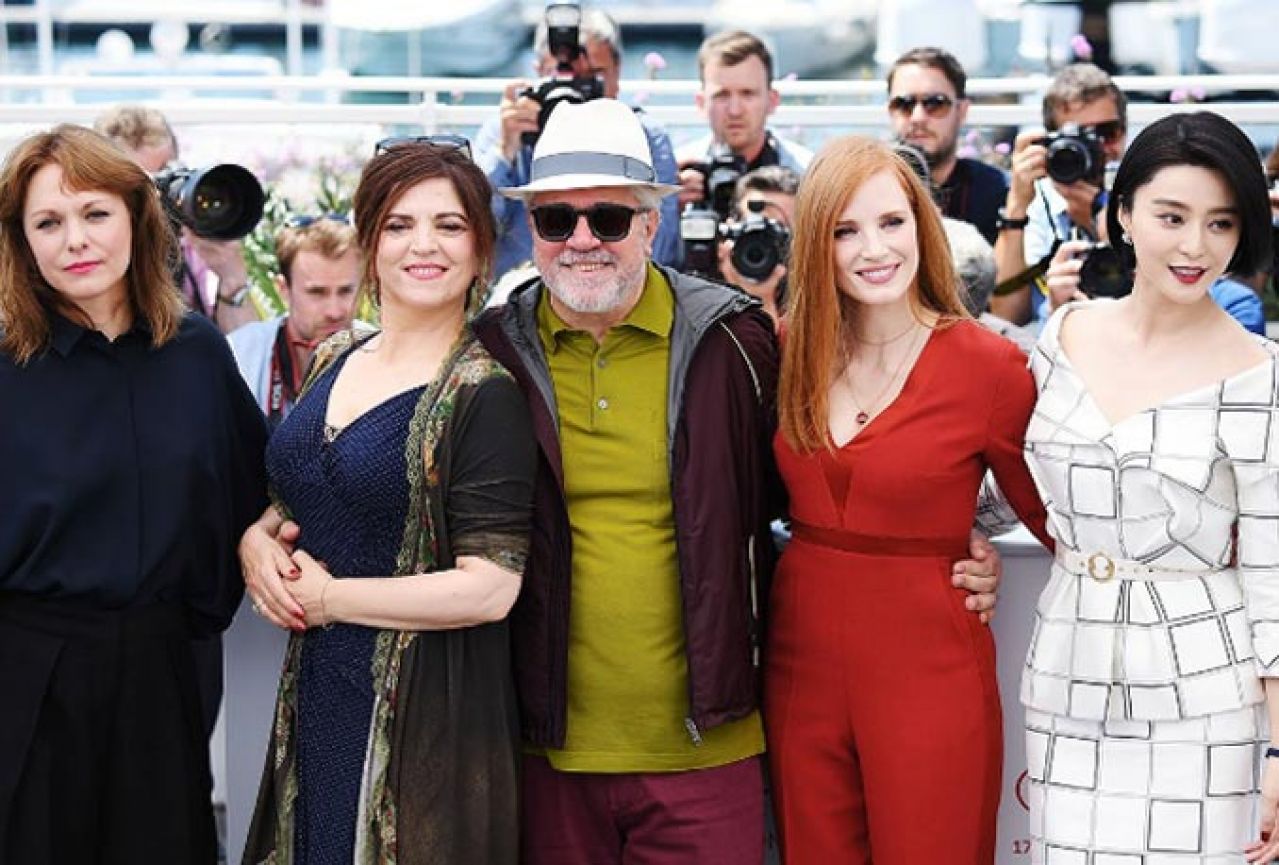 Otvoren festival u Cannesu
