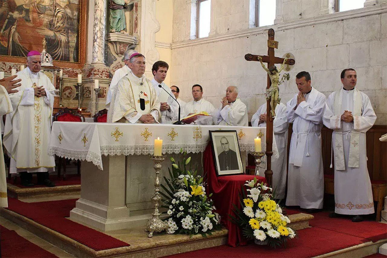 Otvorena Godina biskupa Pavla Žanića