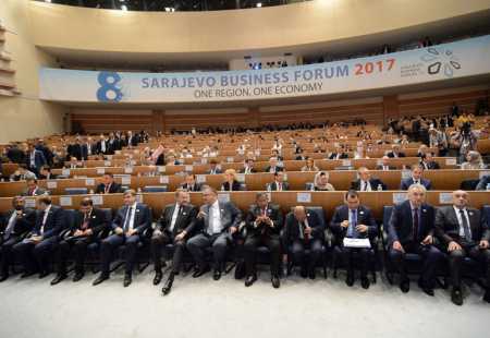https://storage.bljesak.info/article/199016/450x310/sarajevo-business-forum-2017.jpg