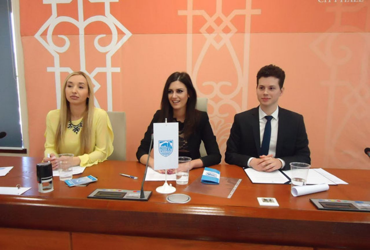 Promocija demokracije: Vijeće mladih pravi Simulaciju Gradskog vijeća Mostara