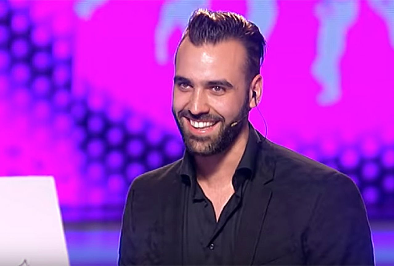 VIDEO | Milan iz Hercegovine očarao djevojke u TV showu: Oči, osmijeh, sve je na mjestu