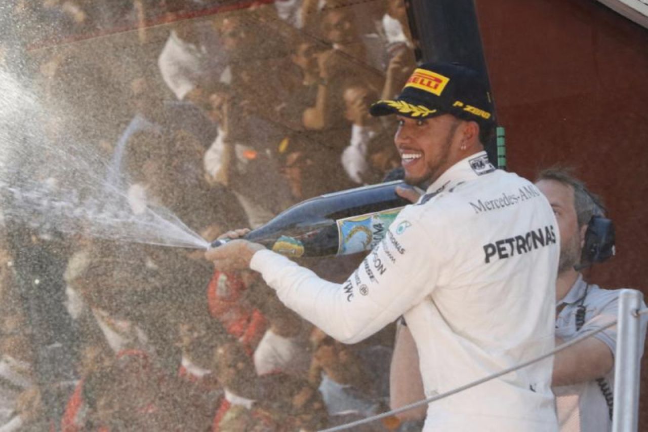 Lewis Hamilton stazu za VN Monaca testirao u Smartu!