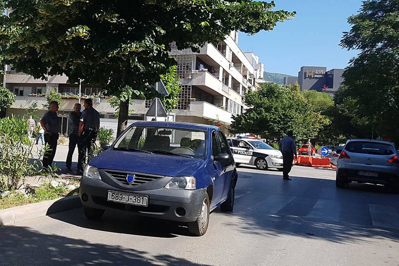 Mostar: Daciom ozlijedio dva pješaka