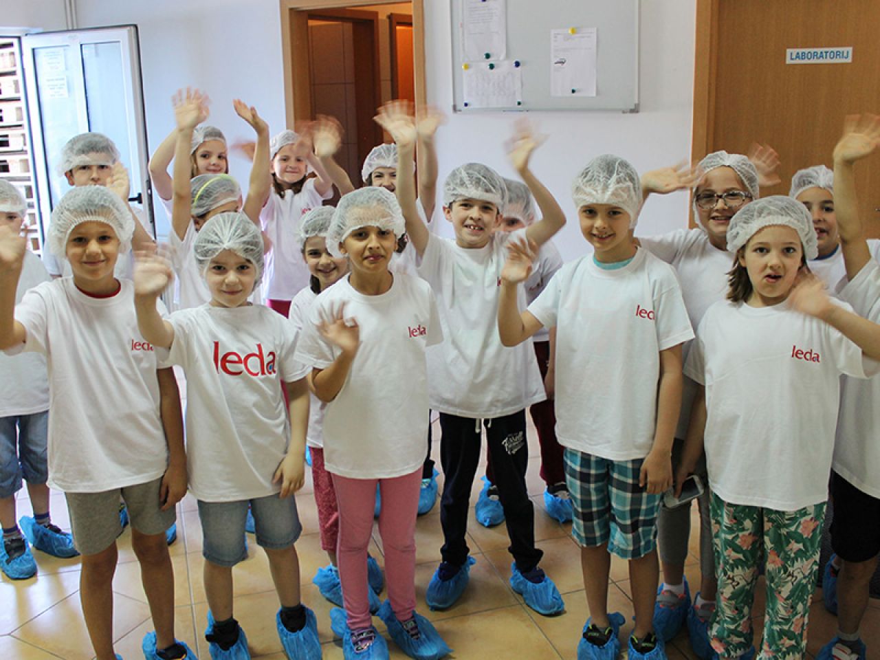 Zdrave navike od malih nogu: Školarci posjetili Ledinu punionicu
