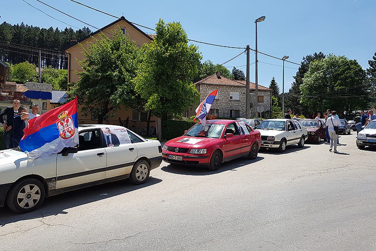 Podrška Vučiću stigla iz Hercegovine