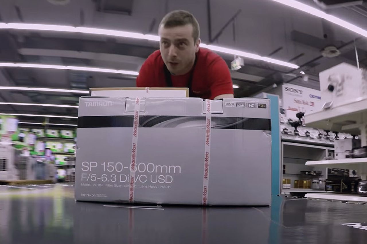 VIDEO | Za 100 sekundi iz trgovine elektronikom iznio robu vrijednu skoro 100.000 KM