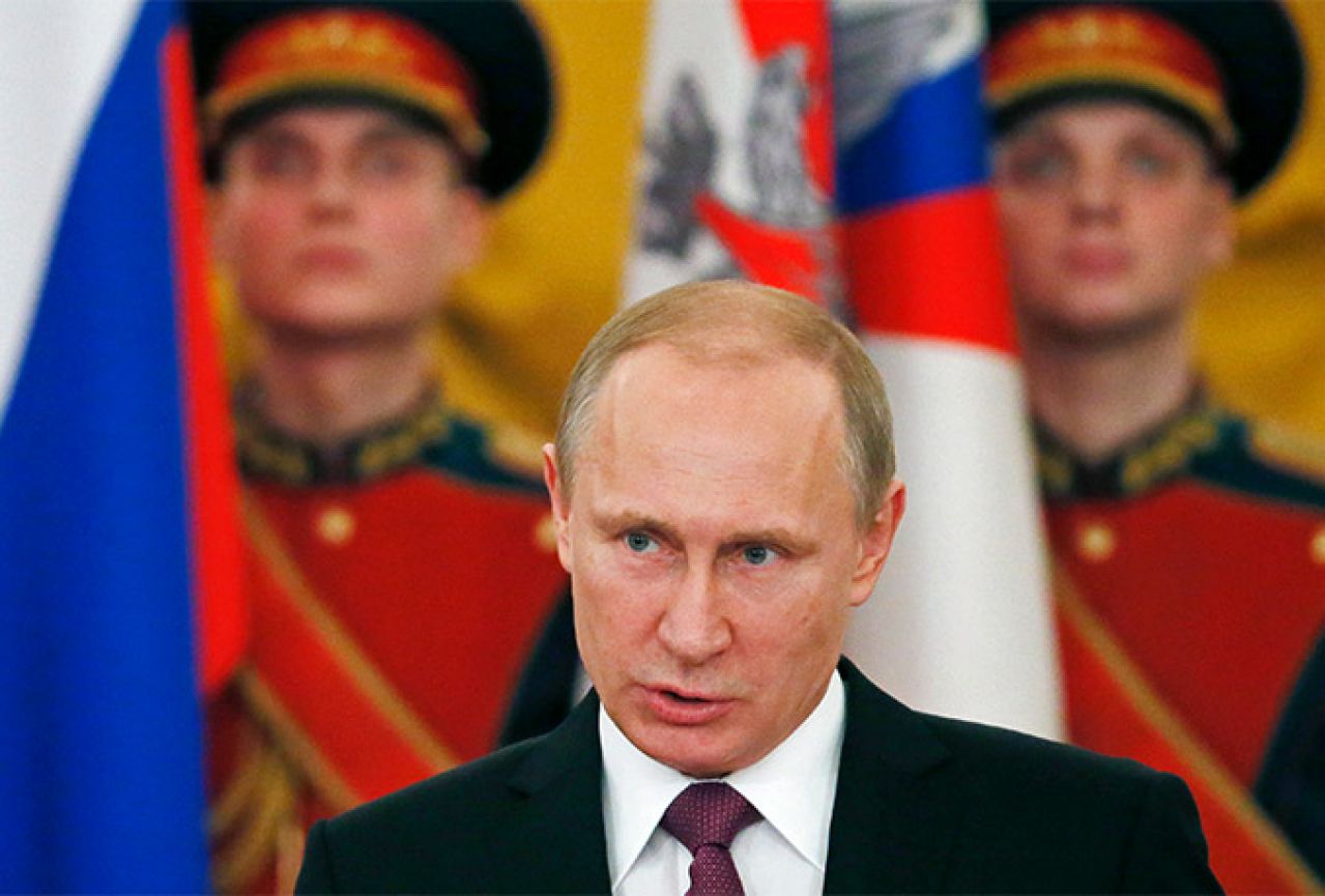 Putin: Nećemo nijemo promatrati razmještanje američkog proturaketnog sustava