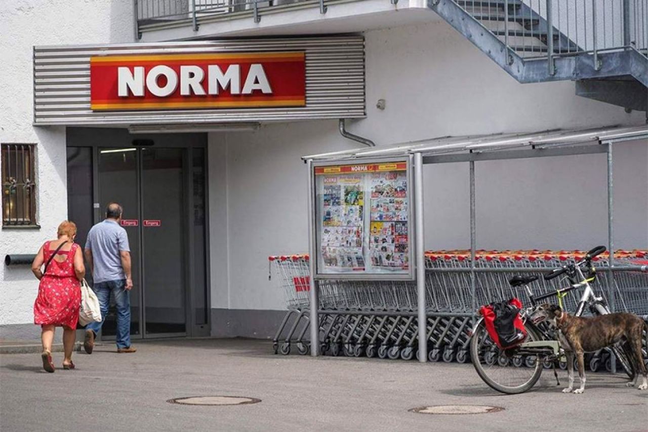 Njemačka: 18-godišnji Bosanac nožem opljačkao supermarket