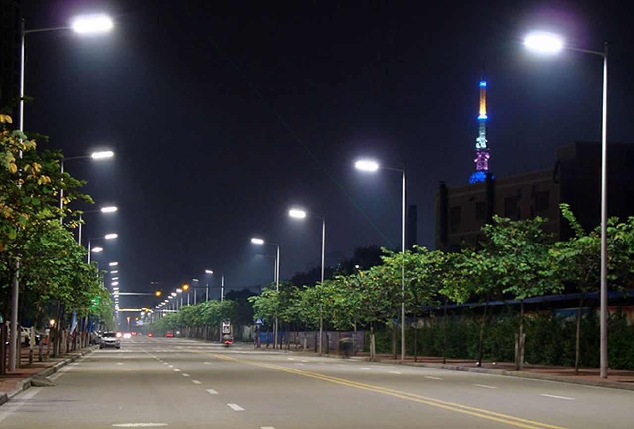 Avenija i Bulevar će dobiti LED rasvjetu