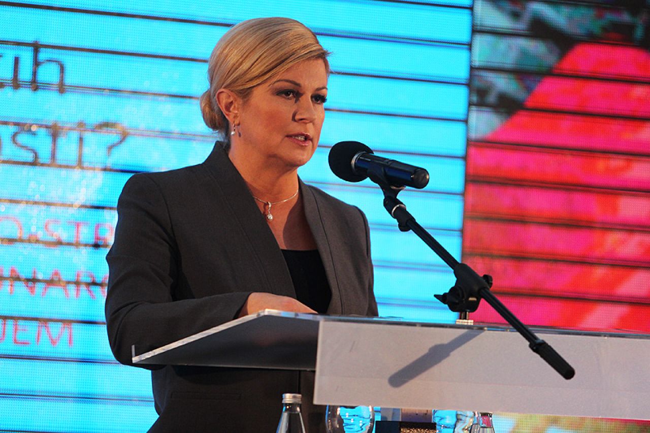 Kolinda Grabar- Kitarović će doći na Vučićevu inauguraciju 