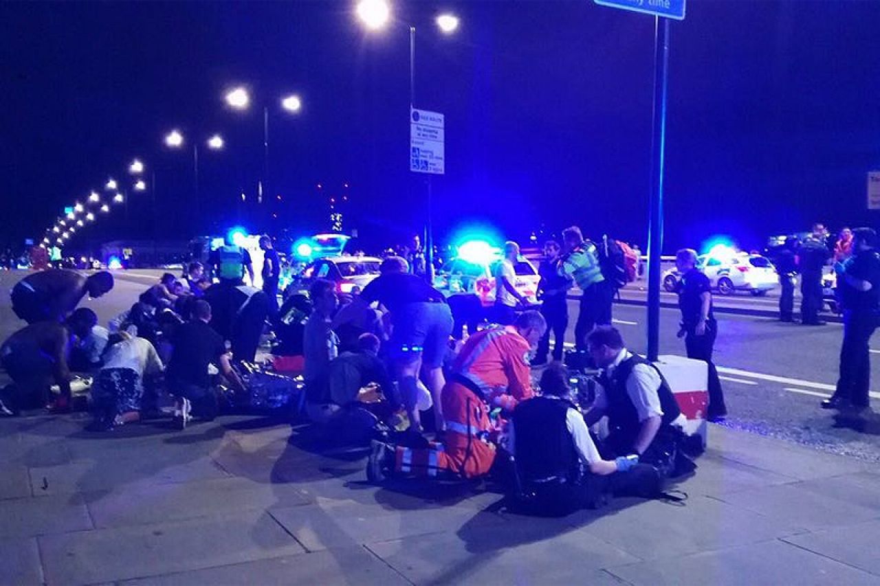 VIDEO | Kaos i napadi u Londonu: Najmanje sedam mrtvih, više ozlijeđenih