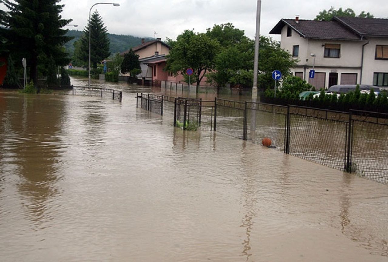 Uz pomoć UNDP-a dostupne mape opasnosti i rizika od poplava prvi put u BiH