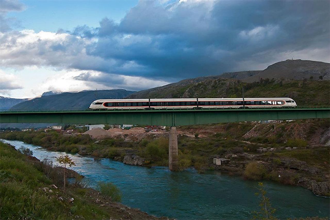 Potvrđeno pisanje Bljeska: Pogledajte vozni red vlaka od Sarajeva do Čapljine