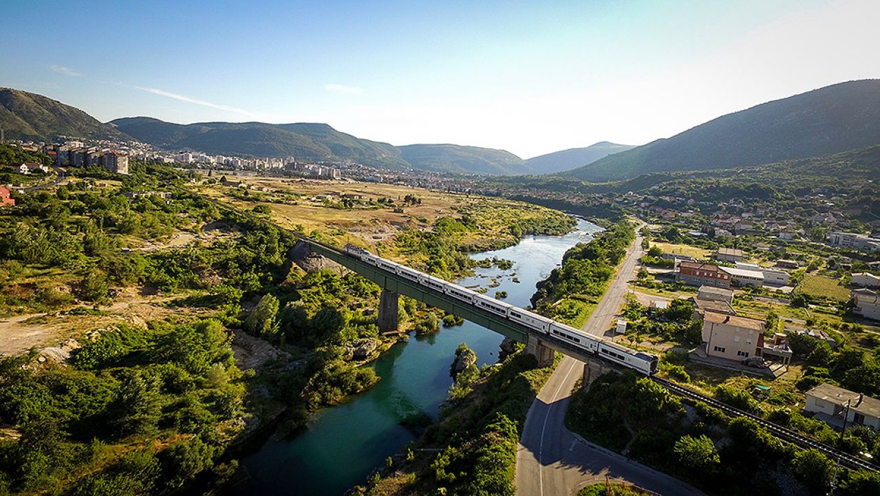 VIDEO | Željeznice FBiH - Od danas ponovno brzim vlakom iz Sarajeva prema jugu 