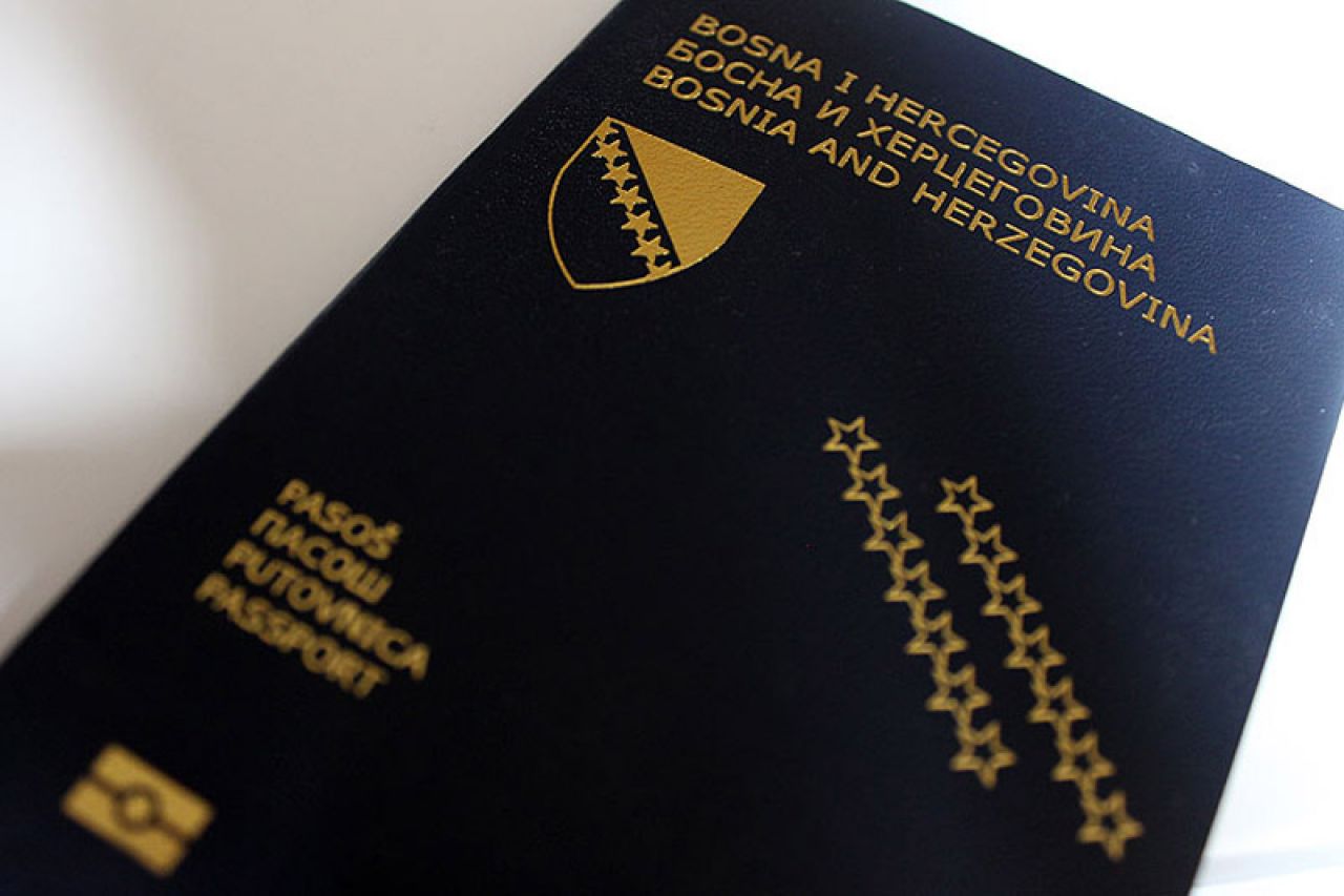 Osmanović: Poslije 15. lipnja izdavanje putovnica u punom kapacitetu