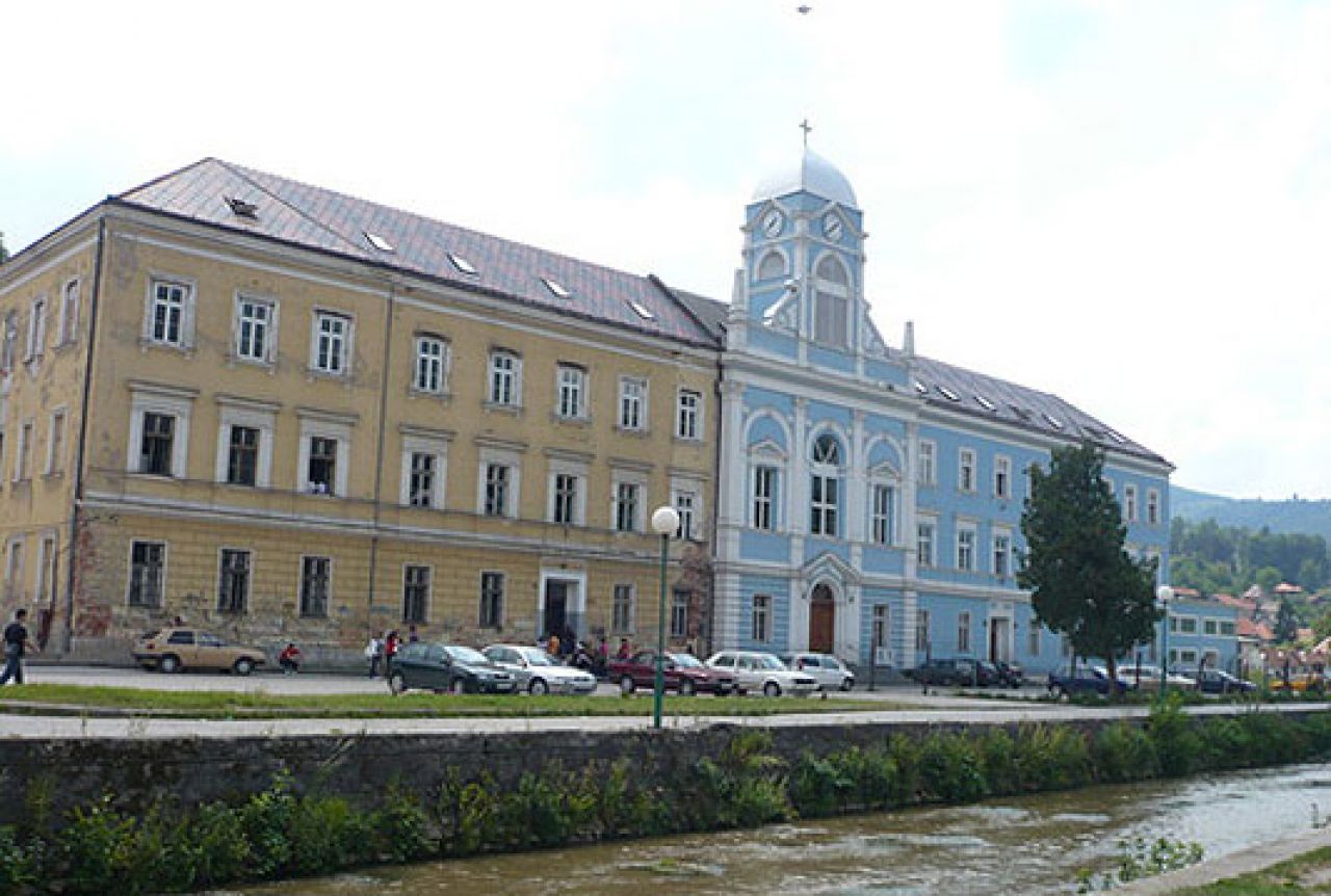 Katolička crkva očekuje povrat KŠC-a Travnik u svoje vlasništvo