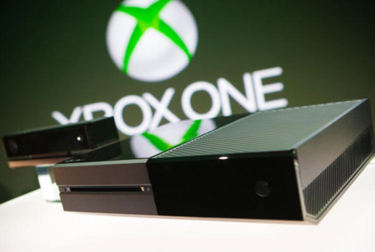 VIDEO | Stigla je nova Microsoftova igraća konzola - Xbox One X