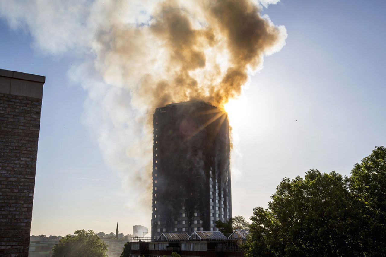 Broj žrtava požara u Londonu porastao na 30