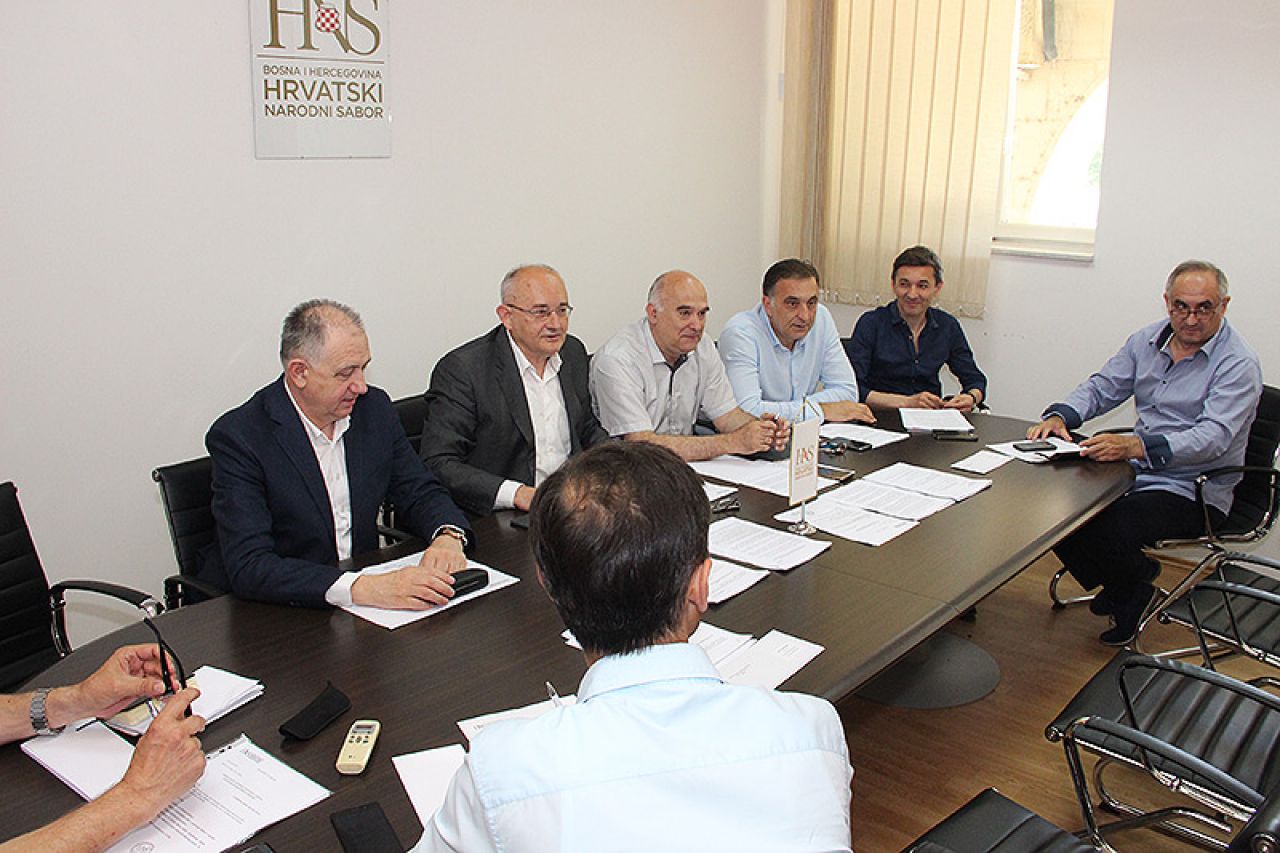 Reforma javnog servisa: HNS predlaže otvaranje HRT-a u Mostaru