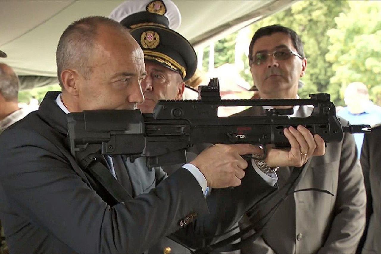Hrvatska nema više namjeru uvođenja vojnog roka